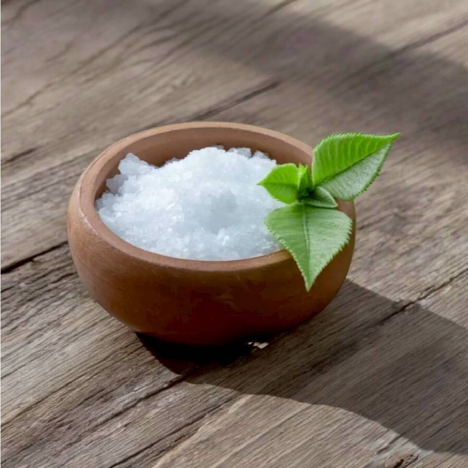 การบูรผง Camphor powder 100 กรัม คุณภาพสูง กลิ่นหอมเย็นเฉพาะตัว ใช้งานได้หลากหลาย