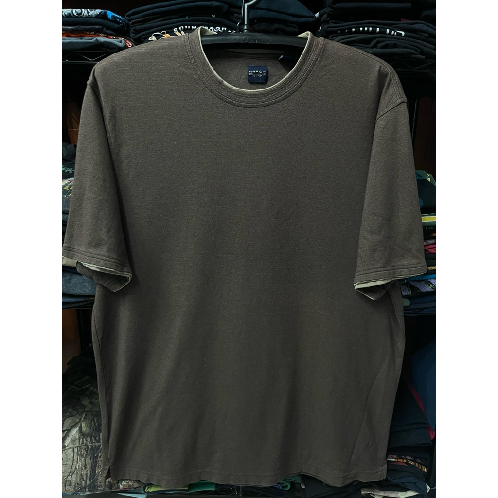 เสื้อยืดคอกลม ARROW แท้มือสอง
