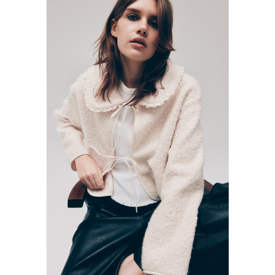 H&M(เอชแอนด์เอ็ม) คาร์ดิแกนบูเคเล่มีปก Women Collared bouclé cardigan 1320217_1