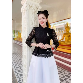 เสื้อรุ่น-ราชาวดี พวงชมพู ผ้าลูกไม้สีดำ สุดเก๋มีสไตล์ ดีไซน์น่ารักด้วยโบว์ที่ไหล่ สวยละมุน