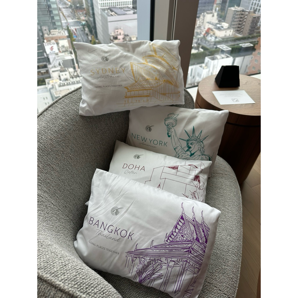 หมอนอิง qatar airways สำหรับชั้นธุรกิจ business class