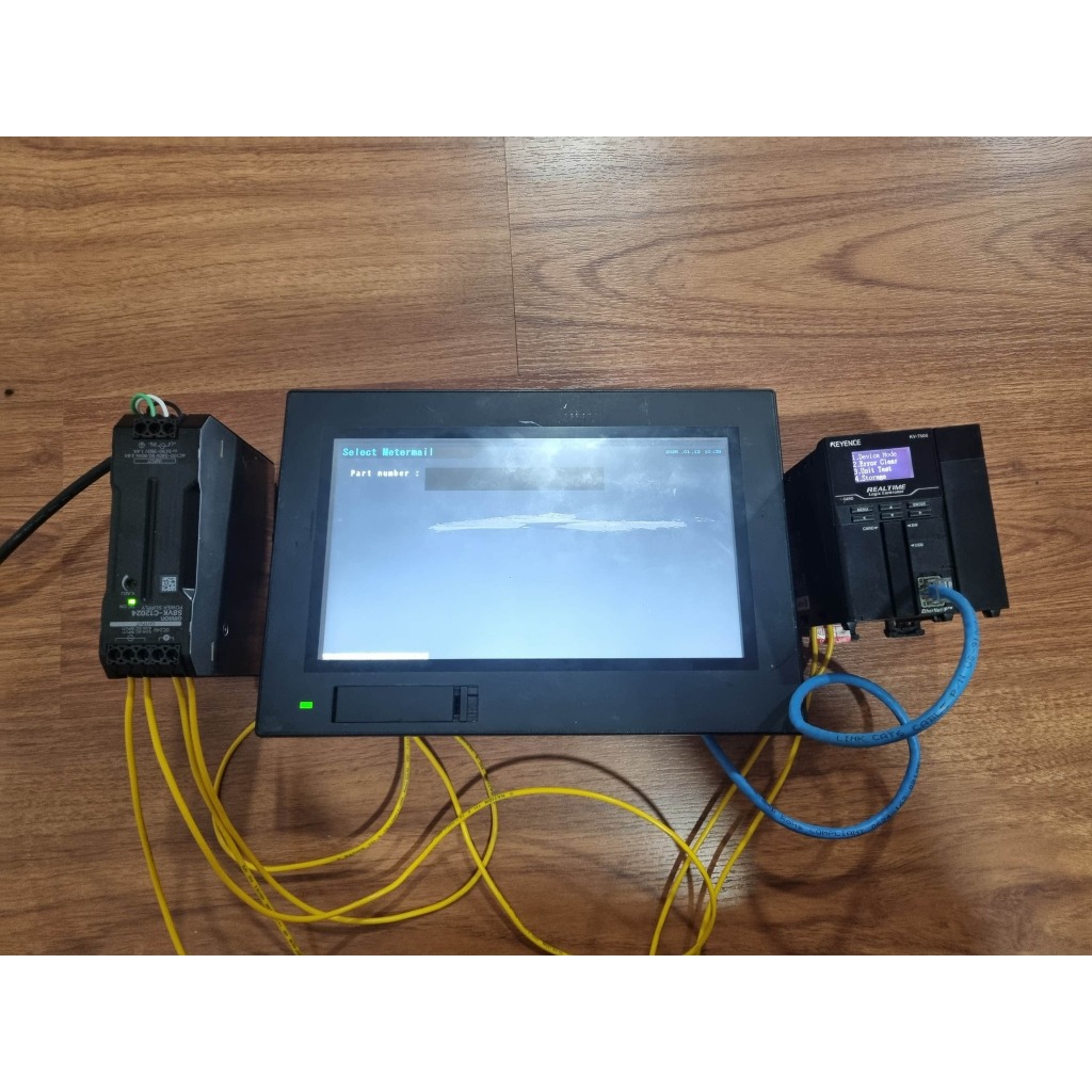 KV-7500 + HMI 10" VT5-W10 พร้อม Power supply Omron