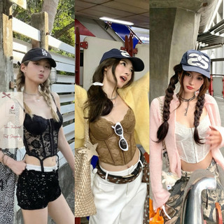 เสื้อสายเดี่ยวผู้หญิง ลูกไม้ เปิดหลัง เซ็กซี่กำลังดี ใส่สวย เหมาะสำหรับใส่ด้านใน | Black Cherry