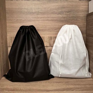 ถุงผ้าหูรูด ผ้าสปันบอนด์ สีขาว สีดำ จัดระเบียบ ใส่ของใช้ทั่ว…