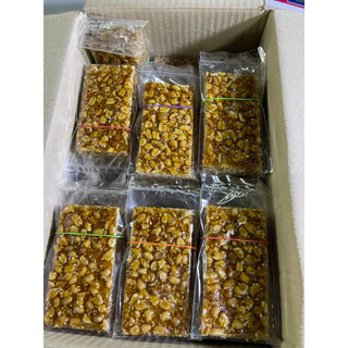 ถั่วตัดรสโบราณแผ่นบางกรอบอร่อย 10 แผ่นราคา 69บาท กรอบอร่อยมากค่ะ
