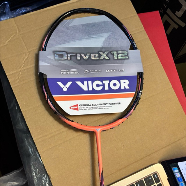 VICTOR DRIVE X12 salmon🤍🧡