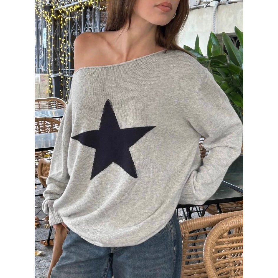 (พร้อมส่ง) Subdued Star Sweater เสื้อเปิดไหล่แขนยาว เสื้อปาดไหล่ ของแท้จากช็อป