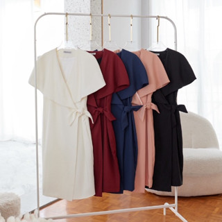 🌵เดรสคอวี ทรงป้าย แขนระบาย ผ้าสบาย เนื้อผ้าไม่ดูดความร้อนผ้า…