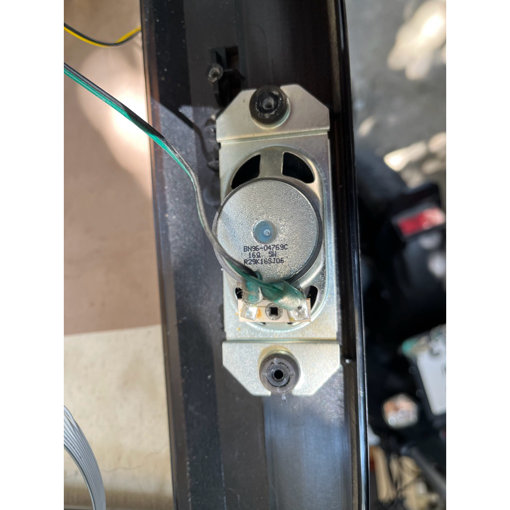 ลำโพงมือสองทีวี  SAMSUNG รุ่น  LA32B350F1