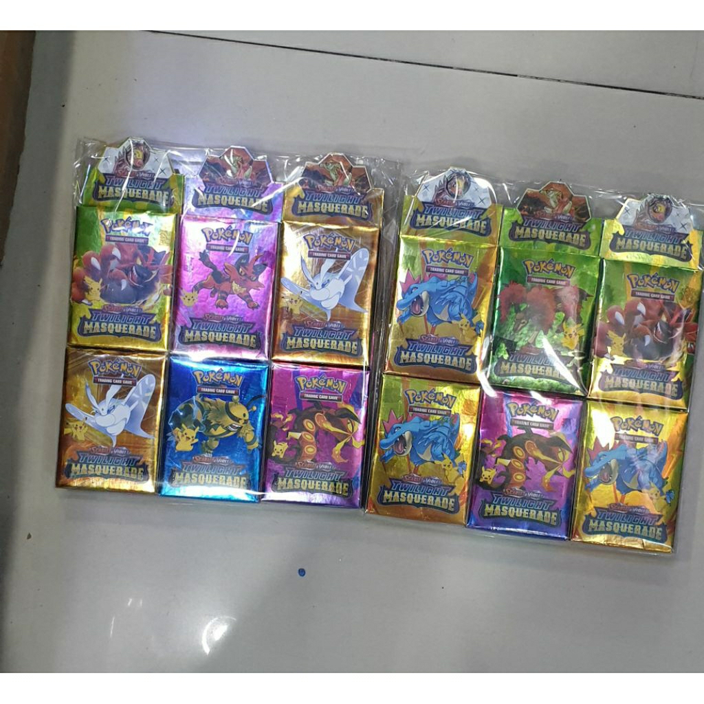 การด์โปเกม่อน12กล่อง220บาทกล่องนึงมี30ใบ