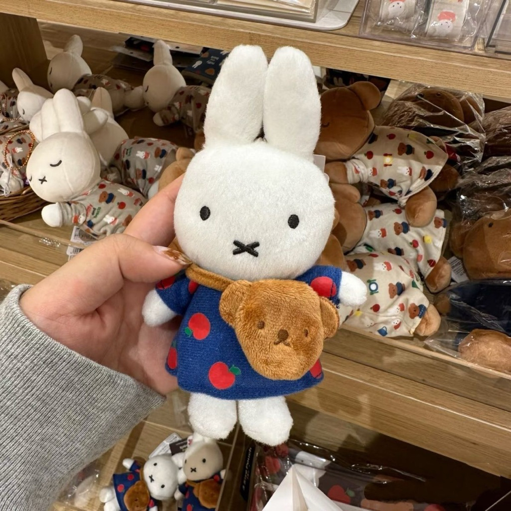 🛋️🍎{พร้อมส่ง !} Miffy พวงกุญแจมิฟฟี่ สะพายกระเป๋า กระเป๋าสามารถเอาออกได้ น่ารักมาก🛋️⭐️🍎👀