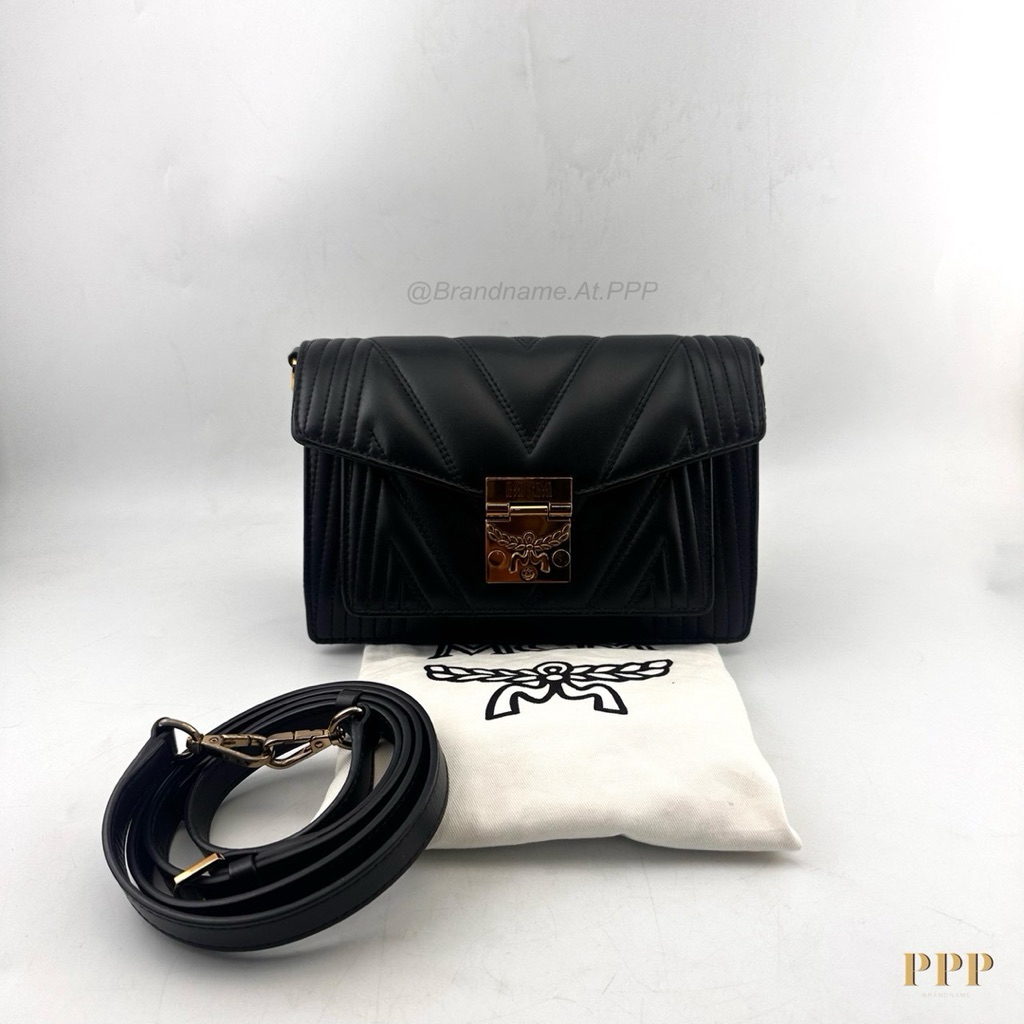 MCM with strap สภาพใหม่ สวยมาก ค่ะ ราคาดี เพียงแค่ 10,999 เท่านั้น✂️⚡️