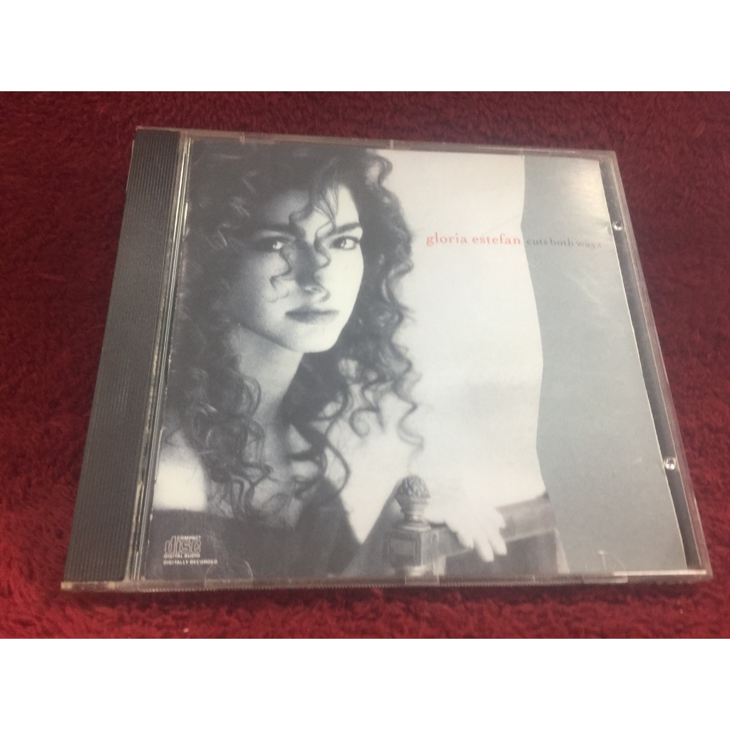 CD Gloria Estefan – Cuts Both Ways สภาพตามปก CA47-59
