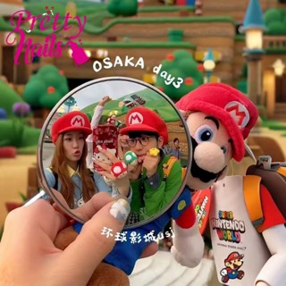 กระจกกลมสำหรับถ่ายรูป (hand mirror)  เอามาใช้เป็นพร็อพถ่ายภา…