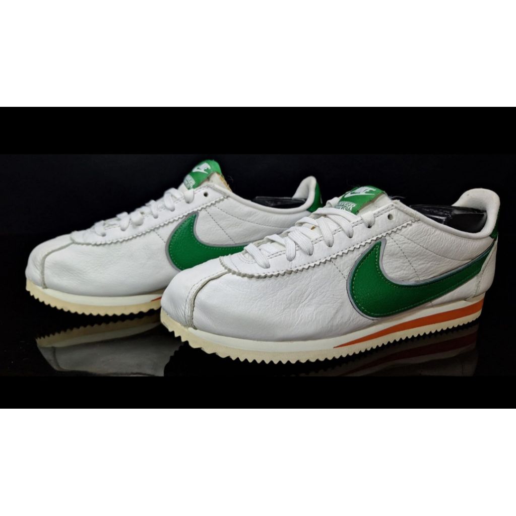 Nike Classic Cortez Stranger Things Hawkins High School ไซส์40.5 7.5
