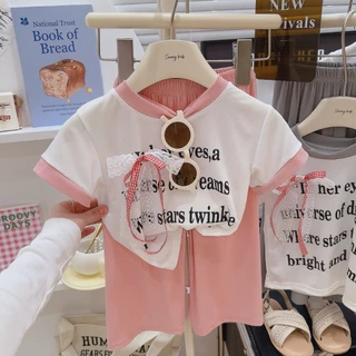 Babyonline(Y435)O2 (ส่งด่วน1วัน)ชุดเซ็ตเสื้อยืดคอกลมแขนสั้นและกางเกงขายาว แต่งโบว์สุดน่ารัก ผ้าร่อง นิ่ม