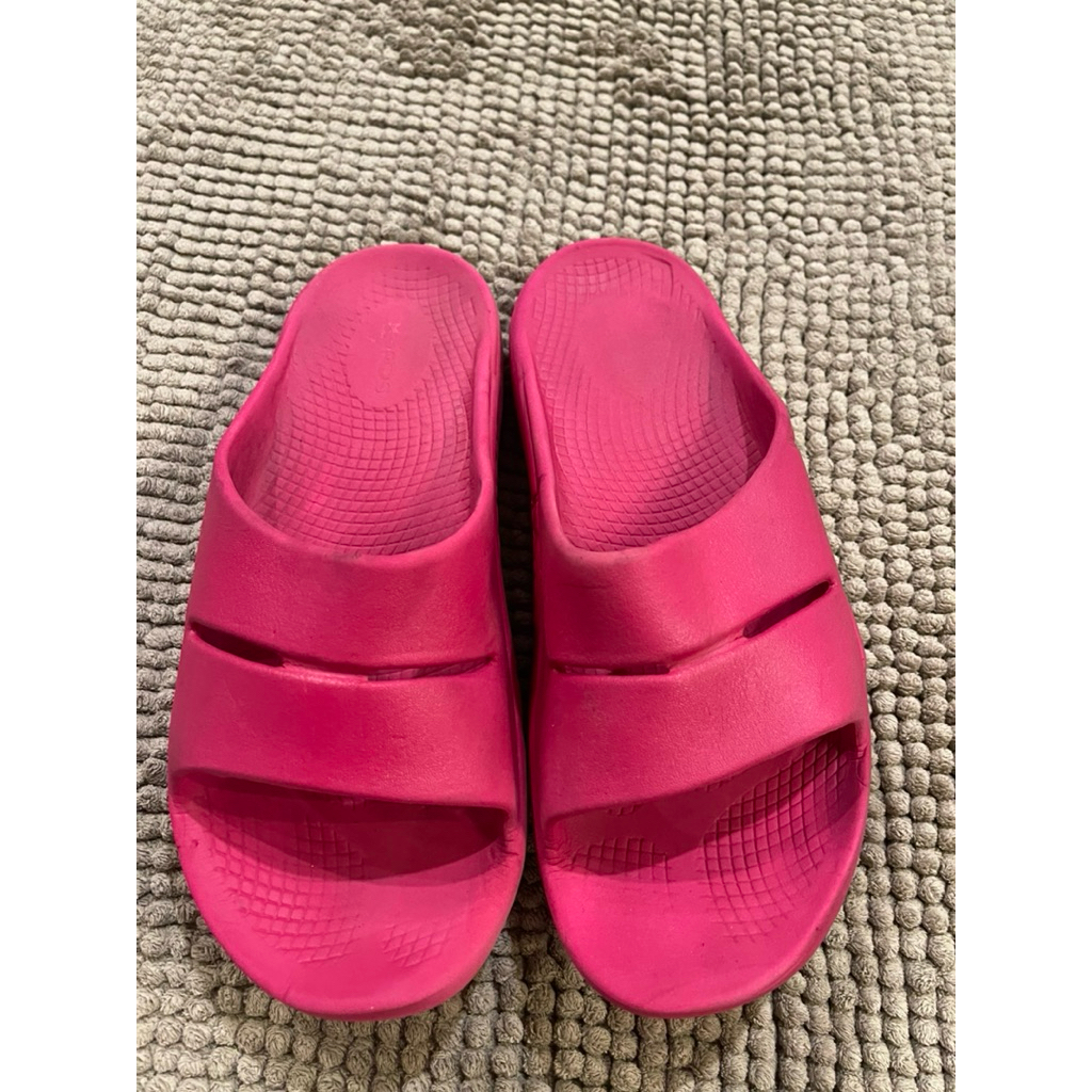 รองเท้าoofosมือ2ของแท้