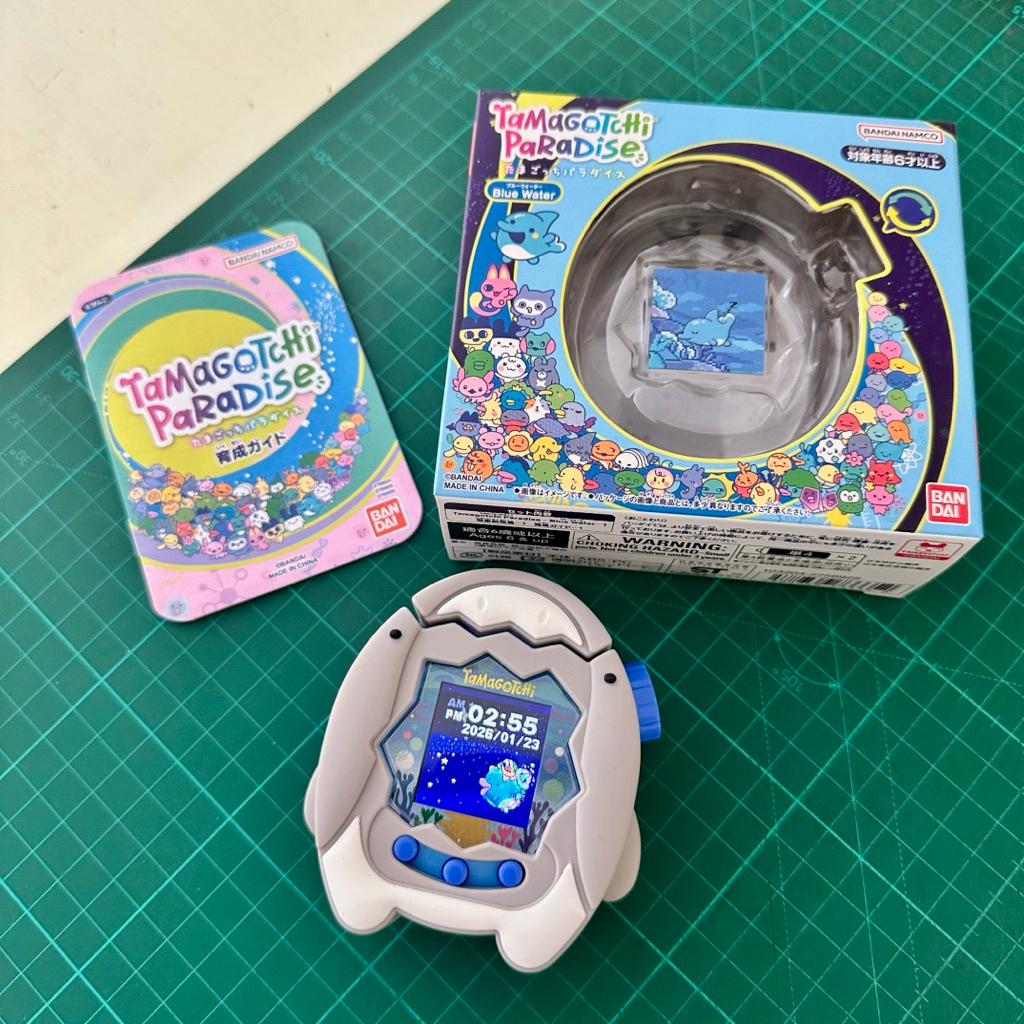 Tamagochi Paradise สี Blue มือสอง กล่องครบ สภาพไร้ตำหนิ