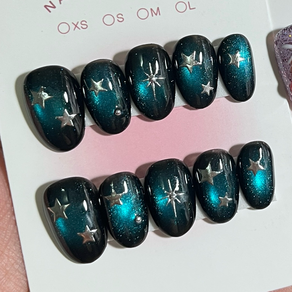 (สั่งแล้วงดยกเลิก) เล็บเจลปลอมแท้100% ลูกแก้วเขียวทะเลแบบเท่ๆ🖤💙 (แถมฟรีกาวหลอด+ตะไบจิ๋ว) ราคาถูก Shopee Lazada