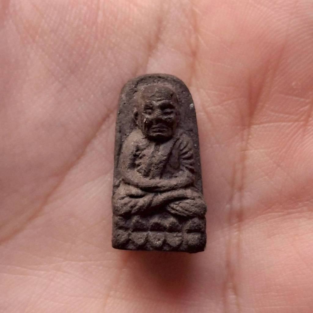 หลวงปู่ทวด พิมพ์พระรอด ปี2524 วัดช้างให้ ปัตตานี