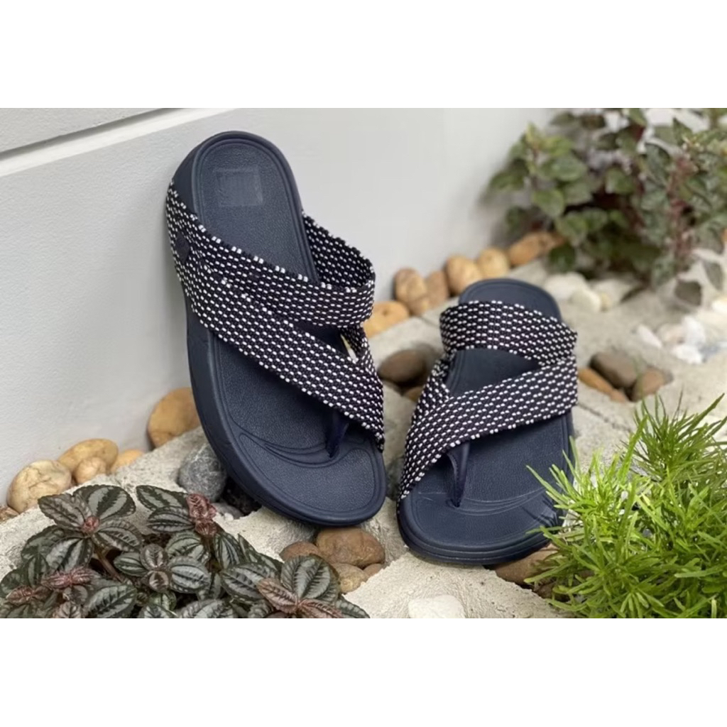 รองเท้า FitFlop เบาสบาย ใส่เดินเล่นหรือทำงานทุกวัน ไซส์ 36-44