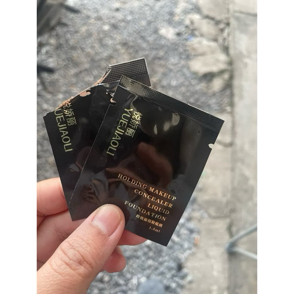 รองพื้น พส จีน ซองดำ 1.5 มล.พร้อมส่ง📦