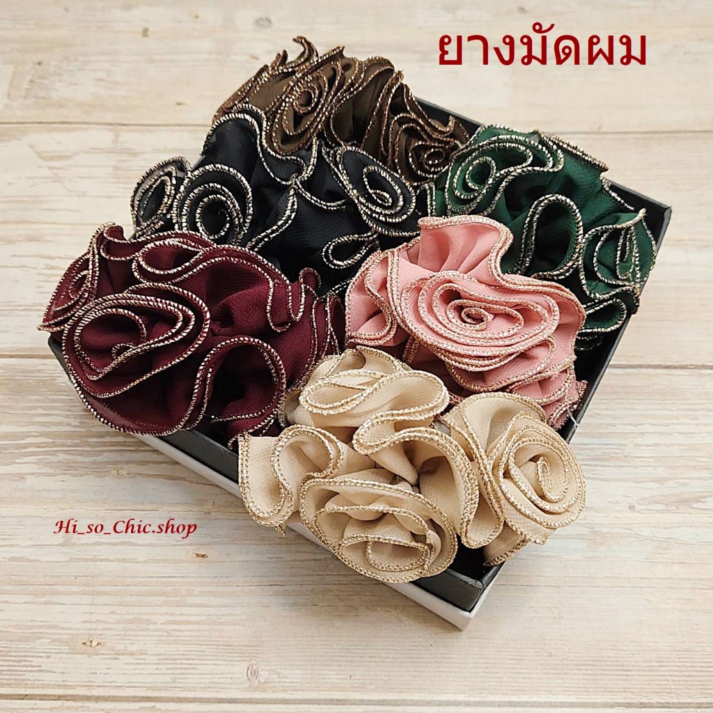 ยางมัดผม โดนัทมัดผม ผ้าระบาย กุ๊นขอบสีทอง ดอกกุหลาบกระจาย (ราคาต่อชิ้น)