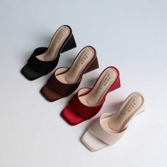 YOURSHOES N41 / รองเท้าส้นสูง 4นิ้ว รองเท้าผ้าซาติน รองเท้าออกงาน