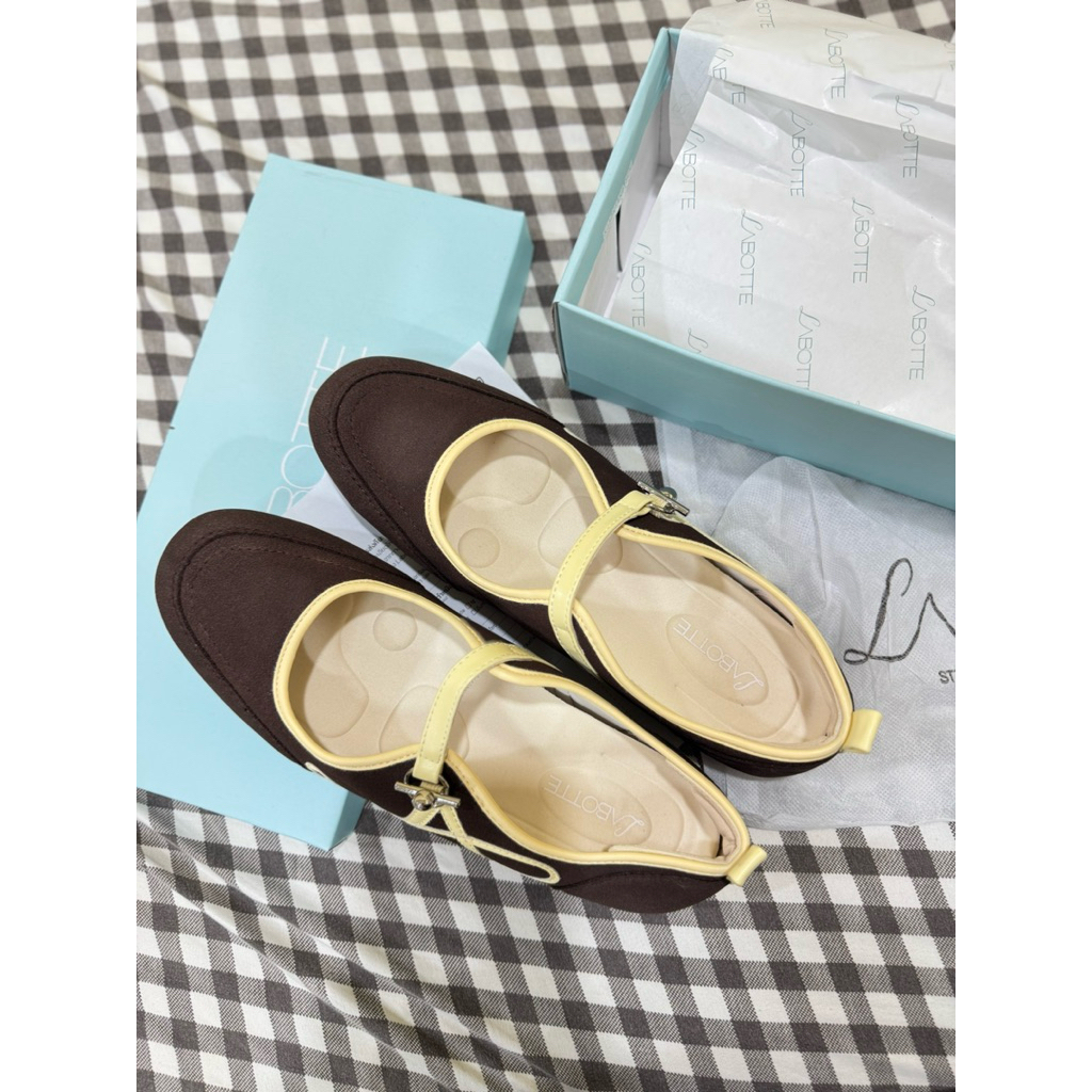 The Rookie - Labotte.bkk (Used) size 41 (25.5 cm)