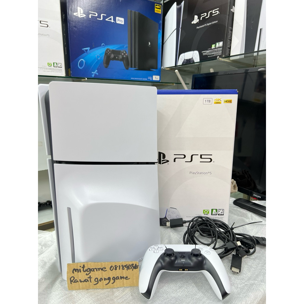 เครื่องเล่นเกมส์ PlayStation 5 รุ่น Slim disc  มือ2 ประกัน1ปี 3 เดือน รุ่น CFI-2018 A01