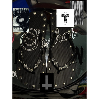 รองเท้าแตะปักหมุดคัสตอมSo hot🔥