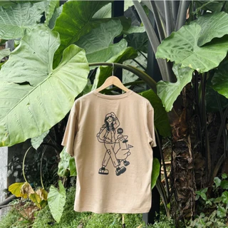 เสื้อยืด DUCKER PACKER | ลาย A Girl | Unisex