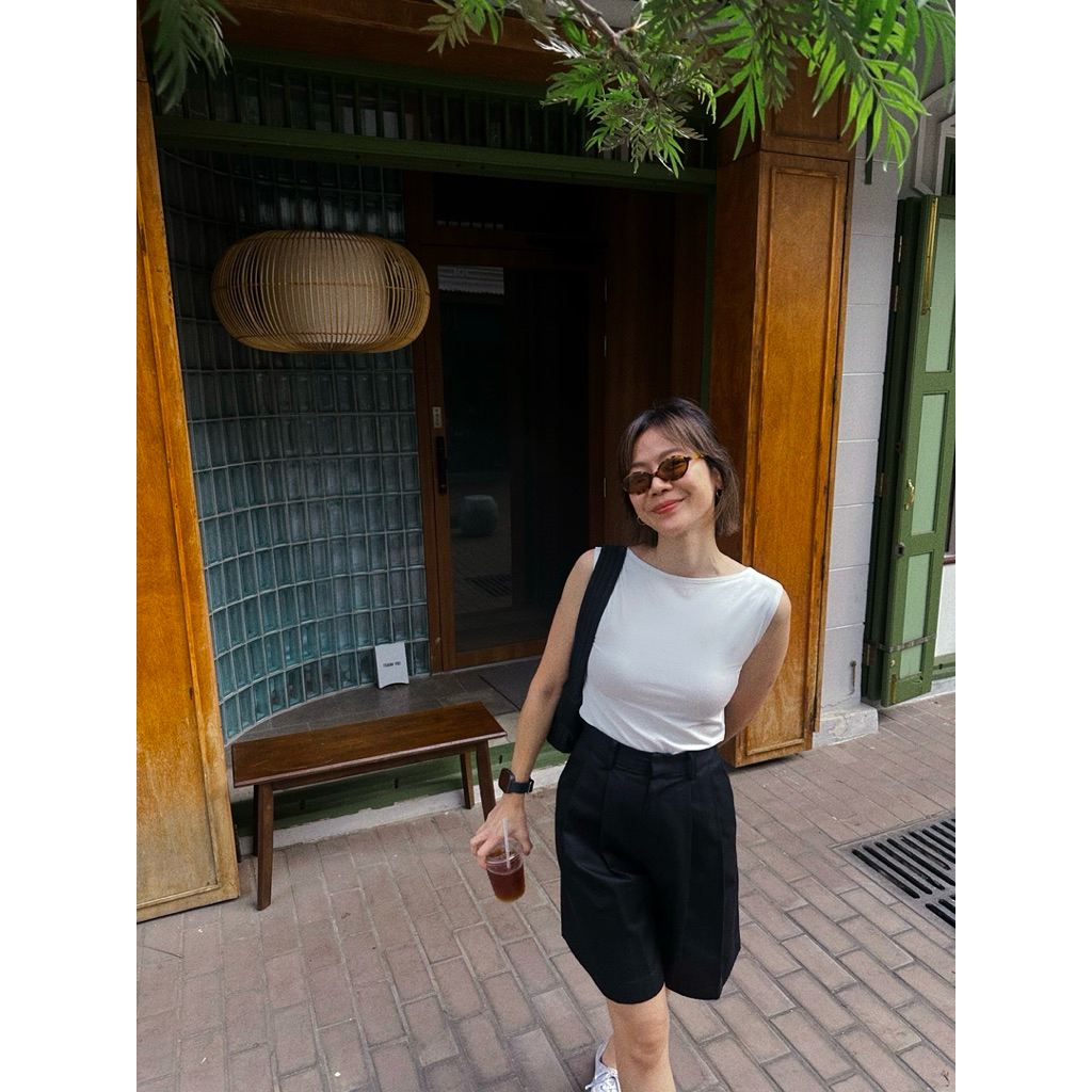 Pastelsmotel - Loop top เสื้อเบสิค คอปาด ผ้าคอตตอนผสมสเปนเดกซ์ มีความยืดปานกลาง ใส่แบบรัดรูป