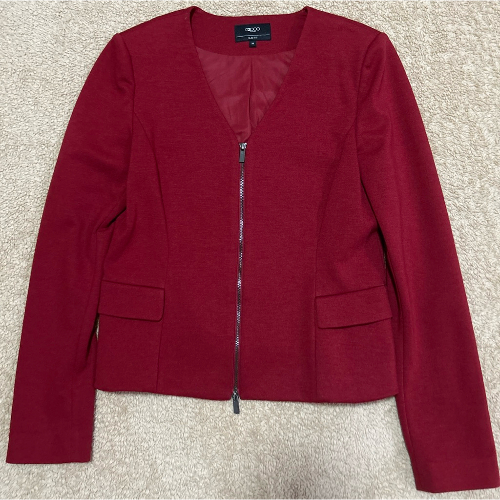 G2000 เสื้อสูทสีแดง ผู้หญิง