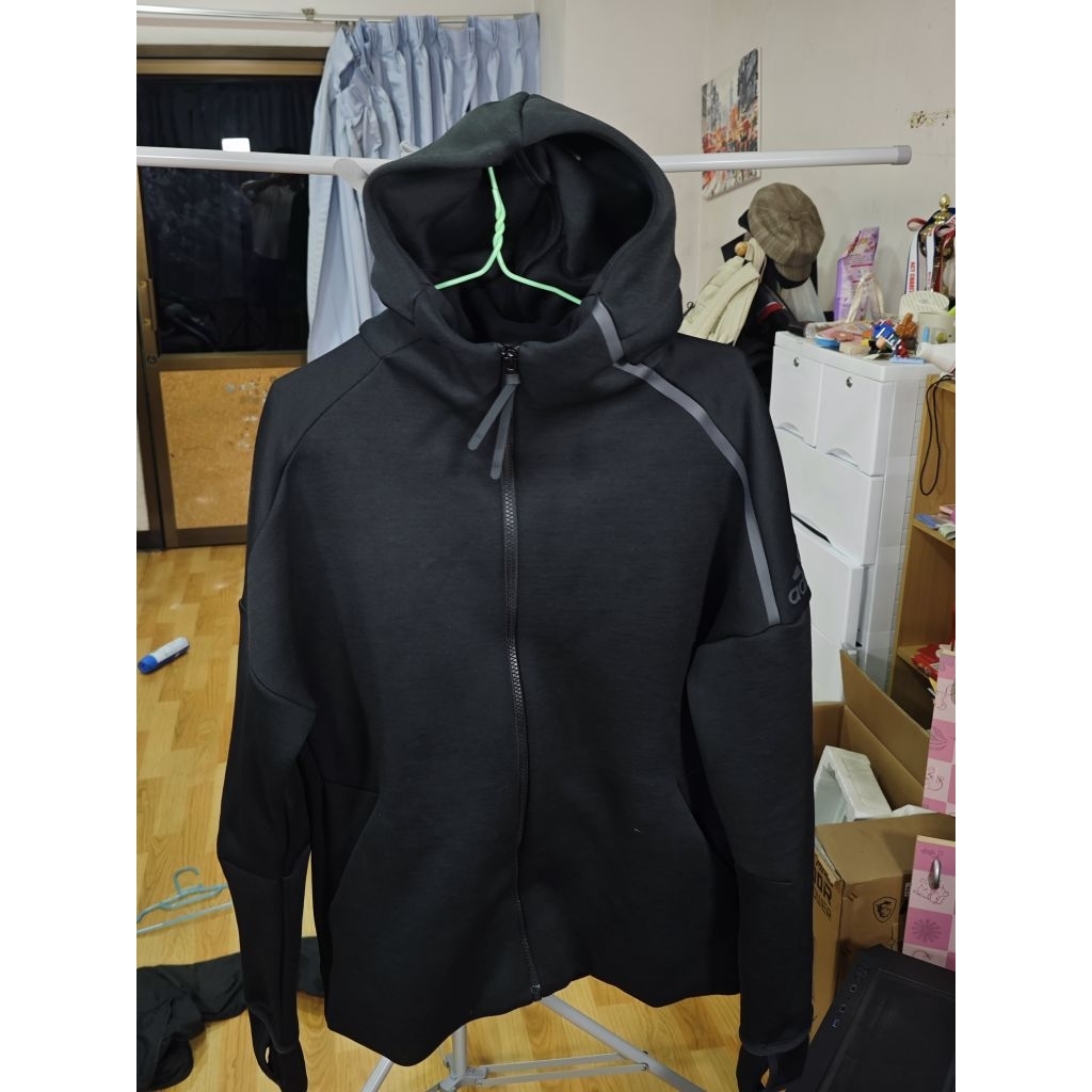 🖤 Adidas ZNE Hoodies