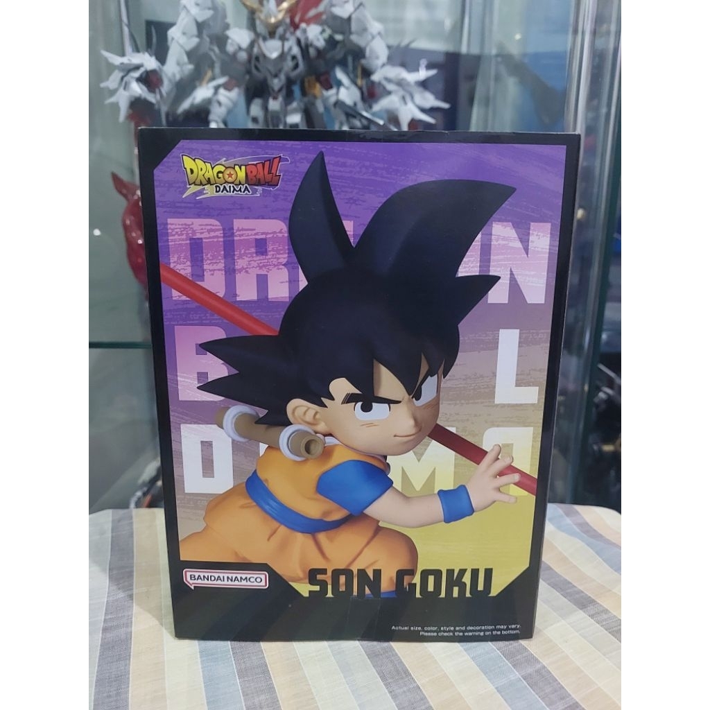 DRAGON BALL DAIMA SON GOKU MINI FIGURE WITH PANEL
