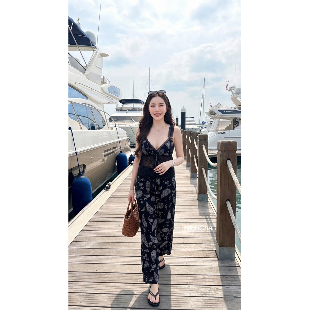 Set2ชิ้น  – เสื้อสายเดี่ยวลูกไม้หน้าอกผูกโบว์แต่งชายลูกไม้ – กางเกงขายาวมีกระเป๋า2ข้าง มีซับกางเกง ราคา ถูกที่สุด ดีลบีเคเค แกลเลอรีภาพที่ 6