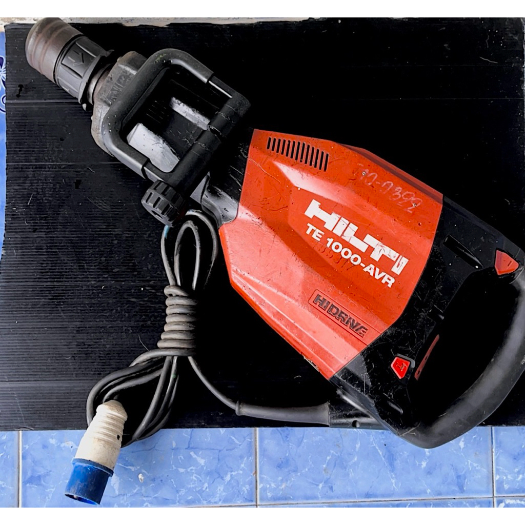 เครื่องสกัดพื้นคอนกรีตอเนกประสงค์ รุ่น HILTI TE 1000-AVRi