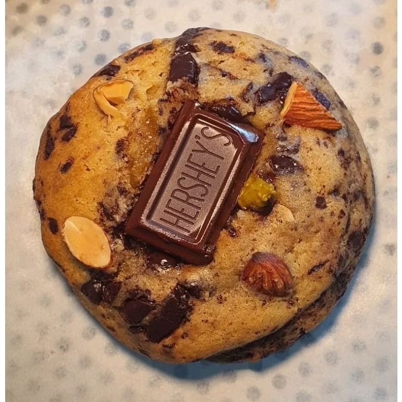Almond Hershey's Chocolate Chewy Cookies คุกกี้อัลมอล เฮอร์ชี่ส์ ช็อกโกแลต