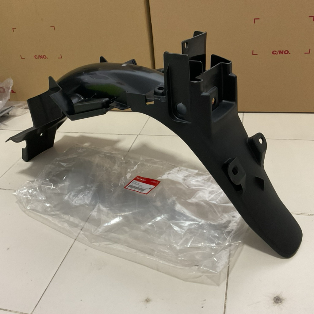 บังโคลนหลัง เวฟ125 s/r/iตัวแรก แท้เบิกศูนย์ 80100-KPH-900