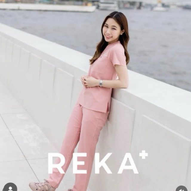 ชุดสครับ Reka scrub xs blush pink ส่งต่อ