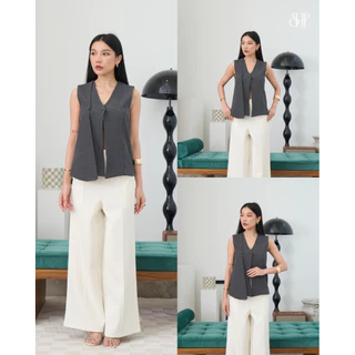 DAPHNE TOP (เฉพาเสื้อ) เสื้อแขนกุดคอวี ดีเทลแต่งด้านหน้า 3 ชิ้น ใส่แล้วดูมีมิติ ผ้านุ่ม ใส่สบาย อยู่ทรง