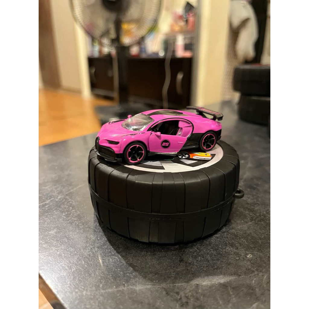 Majorette Bugatti Chiron Pur Sport รุ่นพิเศษ สีชมพู