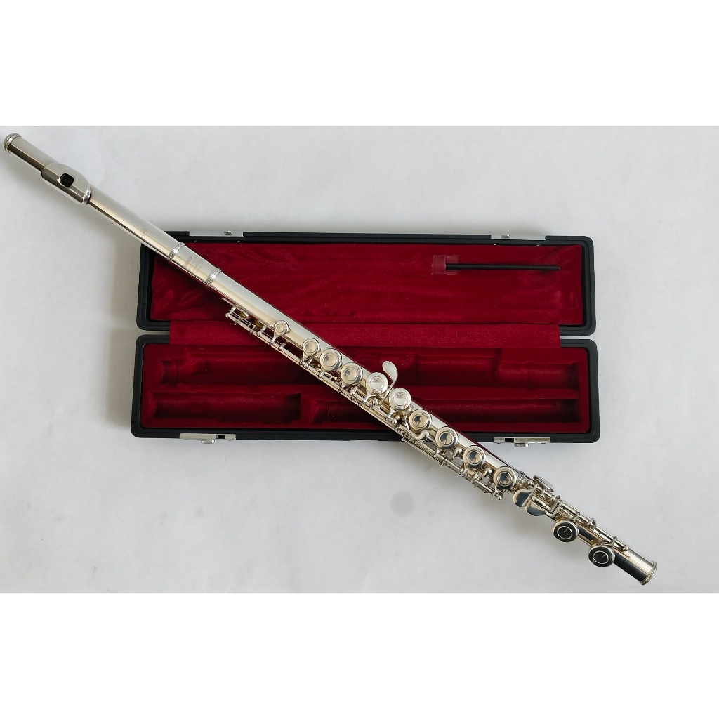 Yamaha Flute  211S ฟลูทยามาฮ่า รุ่น  211S (Silver  Plated) มือสองของแท้ made in japan