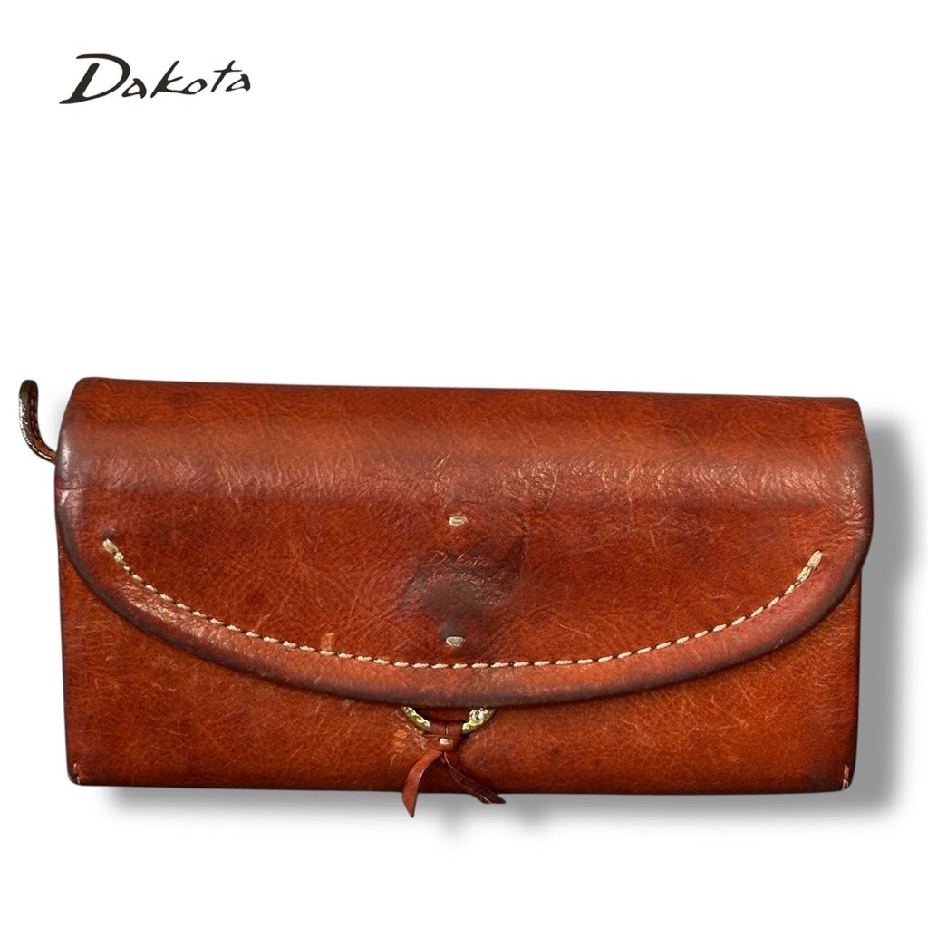 Dakota กระเป๋าสตางค์ใบยาว