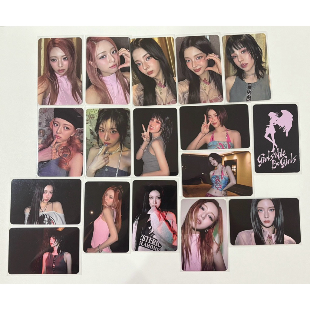 ITZY BORN TO BE + GIRLS WILL BE GIRLS OFFICIAL Photocards
