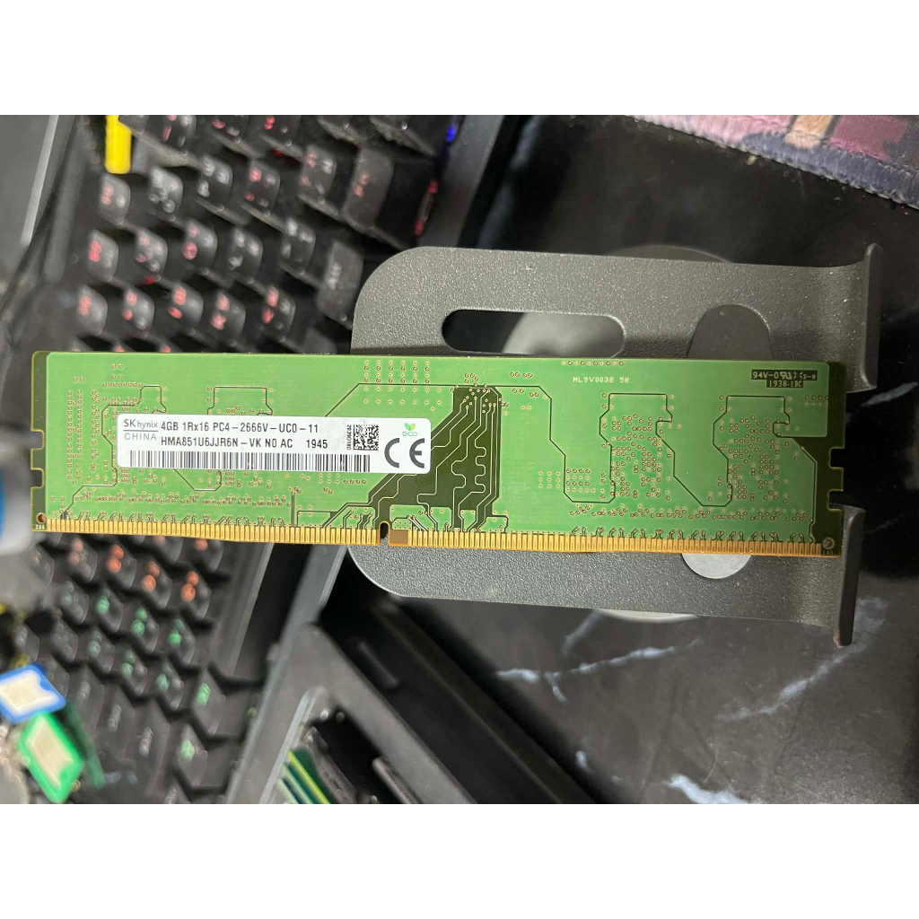 RAM DDR4 4GB เปลือย สี เขียว sk HYNIX 2666
