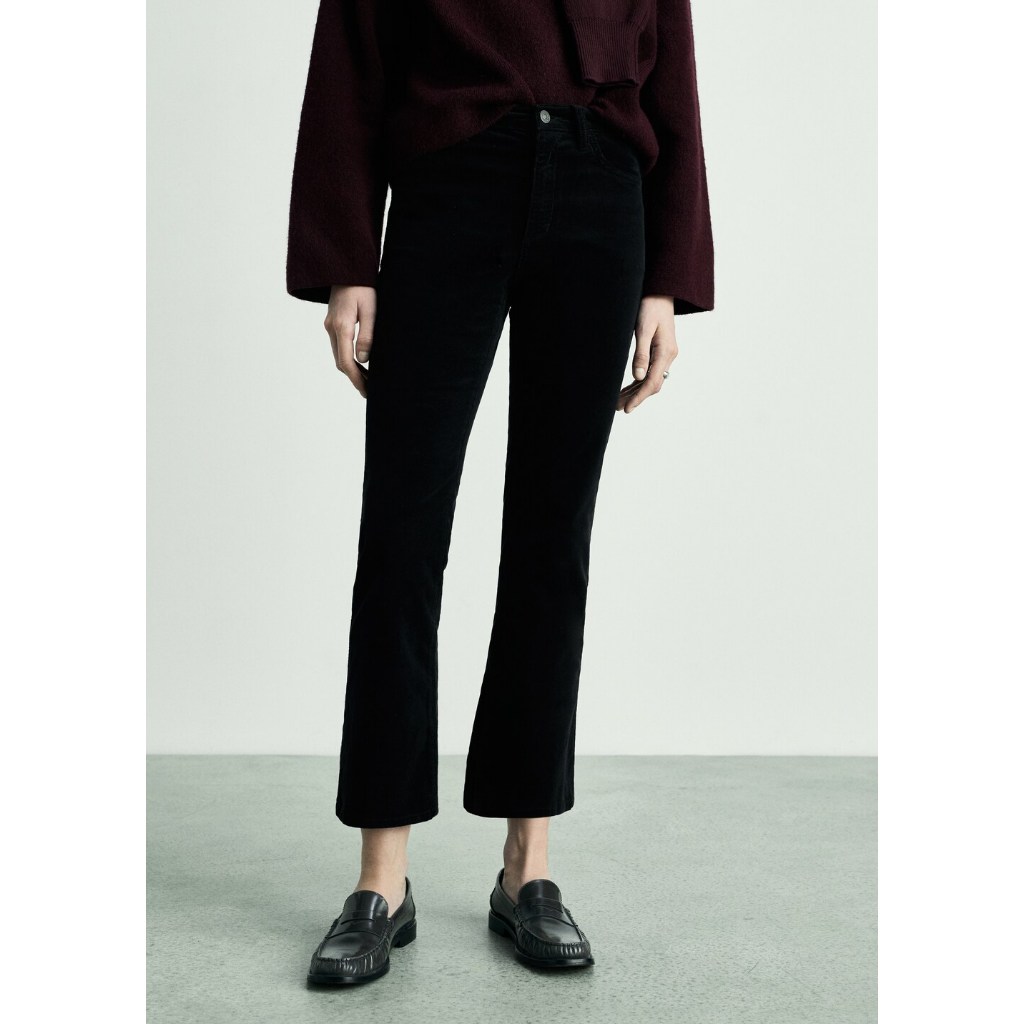 [MANGO] JEANS SIENNAP  / กางเกงยีนส์ รุ่น JEANS SIENNAP Ref: 87040656
