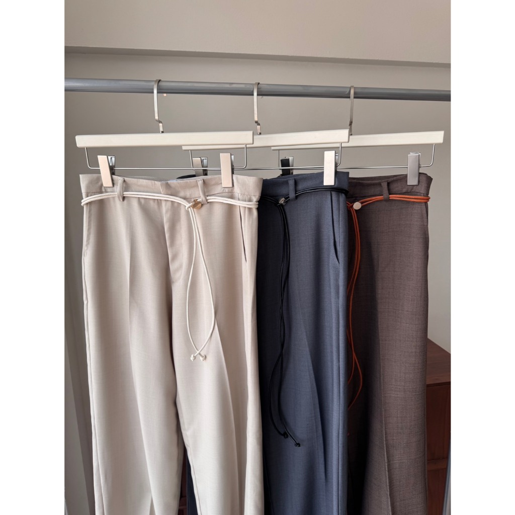 DEMSY STUDIO | Ami Pants | กางเกงขายาวเอวกลางทรงกระบอก