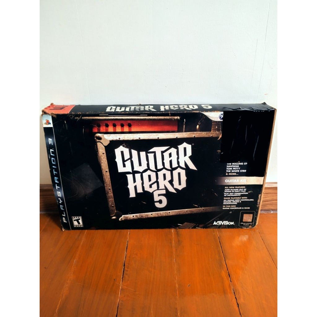 Guitar Hero Band Hero 5 Wireles Guitar PS2 PS3. NO Dongle. W/ ORIGINAL BOX